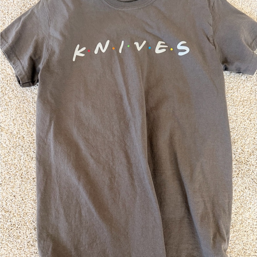 KNIVES Graphic Tee in Gray with Multicolor Dots